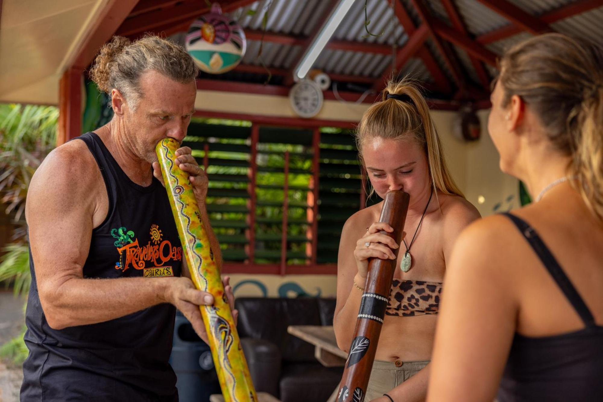 Travellers Oasis Vandrehjem Cairns Eksteriør billede