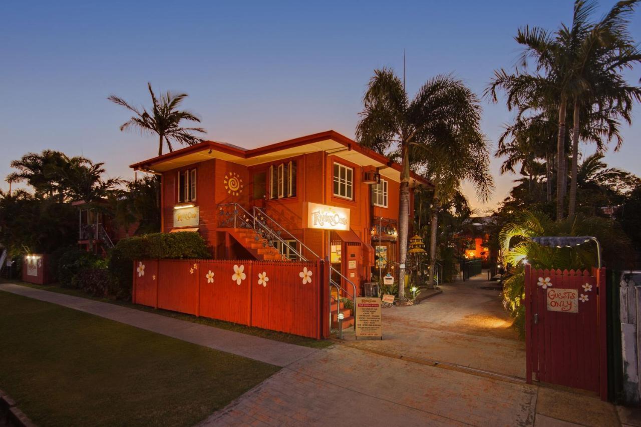Travellers Oasis Vandrehjem Cairns Eksteriør billede The Red House, 2015
